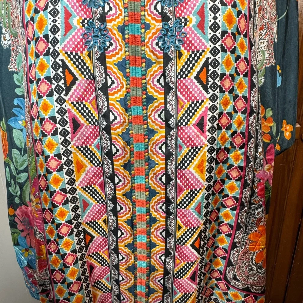 Johnny Was 100% Silk Magdalene Poncho - Size XL - Picture 2 of 16